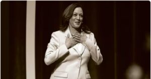 Read more about the article कमला हैरिस को अमेरिका अपनी कमान सौंपेगा? जो भारत कई सालों पहले कर चुका है, क्या US इस बार वो करेगा