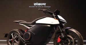 Read more about the article ओला ने लाॅन्च की पहली इलेक्ट्रिक बाइक रेंज, फुल चार्ज में चलेगी 579 किलोमीटर , स्प्लेंडर से भी कम कीमत