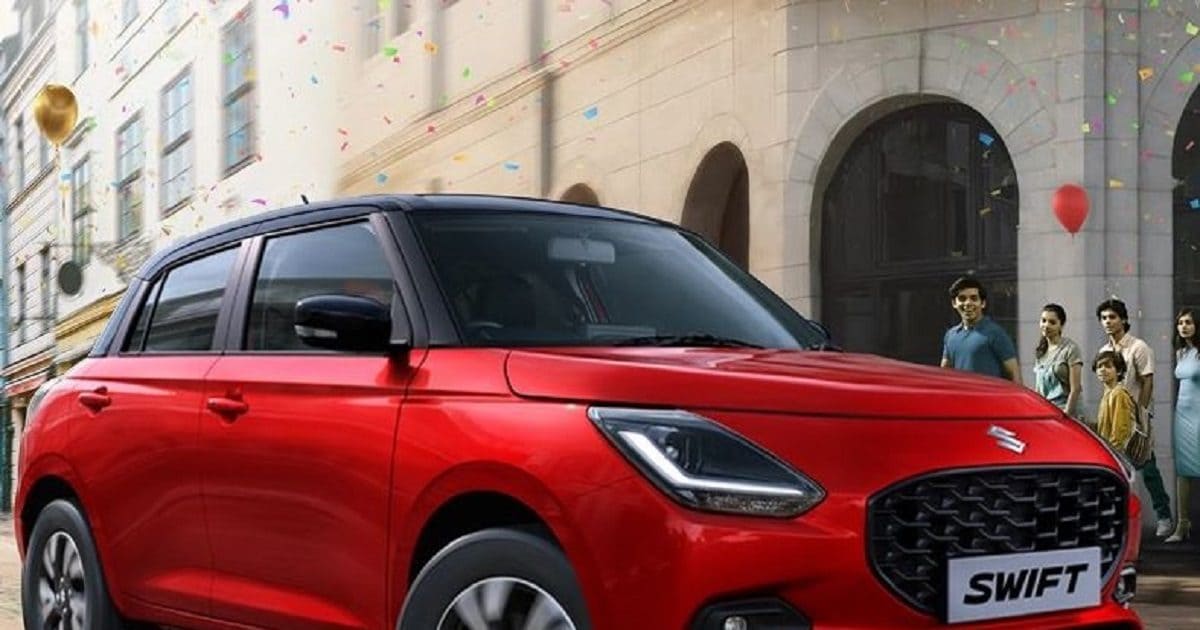 You are currently viewing बारिश में भीगते हुए ऑफिस जाने से बेहतर है खरीद लें नई Swift, अगस्त में मिल रही है इतनी बड़ी छूट