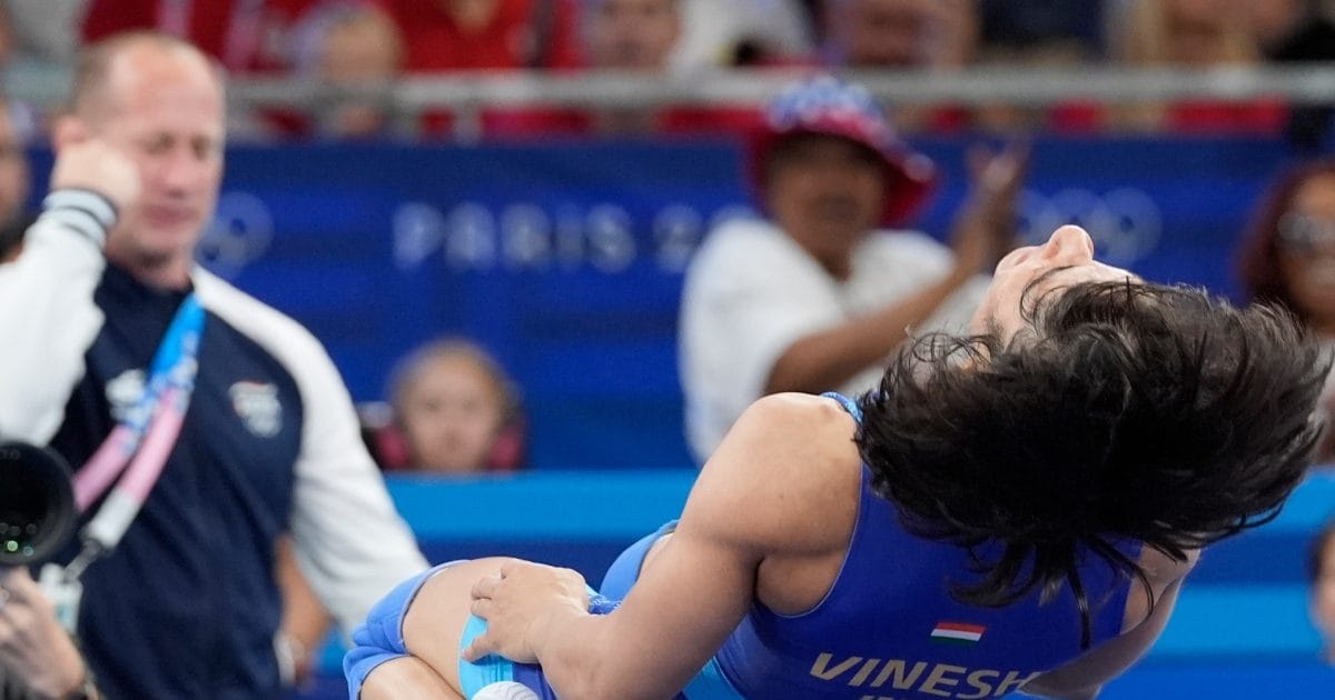 You are currently viewing वह डॉक्टर नहीं देवदूत हैं, विनेश फोगाट ने पारदीवाला की तारीफ में गढ़े कसीदे