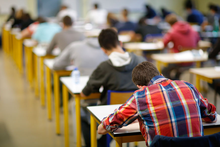 You are currently viewing UPTET 2019 Notification: परीक्षा की तारीख का हुआ ऐलान, इस बार ज्‍यादा भरनी होगी फीस – जानें