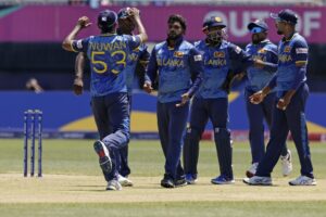 Read more about the article Ind vs SL ODI: श्रीलंका को लगा बड़ा झटका, 5वां गेंदबाज वनडे सीरीज से बाहर, भारतीय टीम को होगा फायदा
