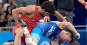 Read more about the article अमन सहरावत ने कौन सा ऐसा दांव लगाया? सेकेंड्स में बटोर लिए 8 अंक और खत्म कर दिया मुकाबला