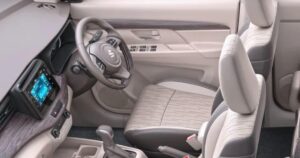 Read more about the article इस सस्ती 7-सीटर के आगे नतमस्तक हुआ बाजार, BMW जैसी मिल रही इज्जत, देश की है बेस्ट फैमिली कार!