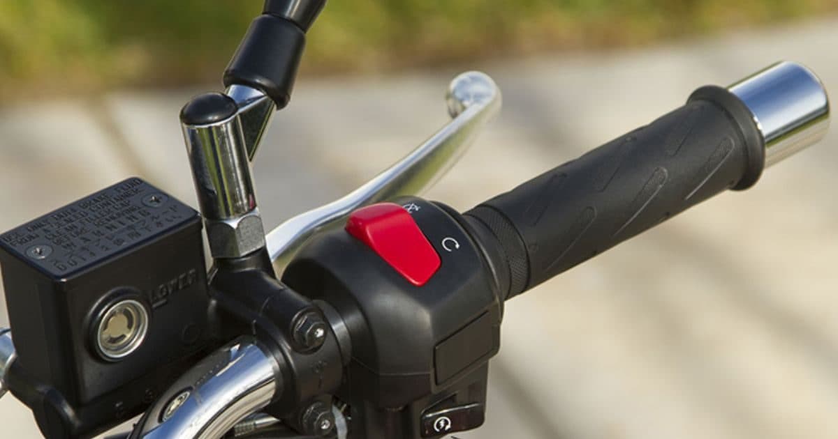 You are currently viewing क्या सेल्फ स्टार्ट से बाइक का इंजन जल्दी हो जाता है खराब?