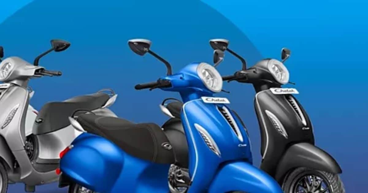 You are currently viewing Bajaj Chetak Blue 3202: बजाज का नया धमाका! पहले से भी कम कीमत में लॉन्च किया नया स्कूटर; रेंज भी ज्यादा, स्मार्टफोन से होगा कनेक्ट