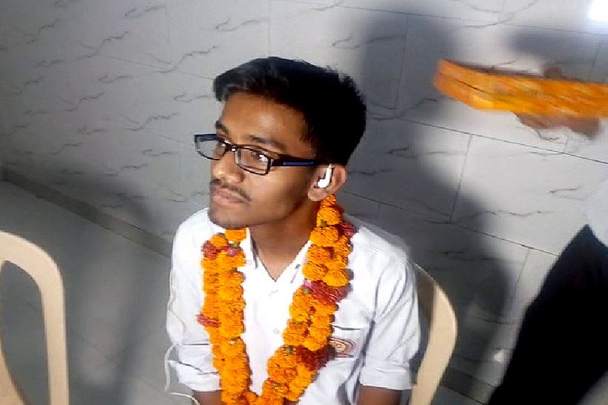 You are currently viewing UP Board 10th Result 2019: 10वीं में गौतम रघुवंशी ने किया टॉप, बनना चाहते हैं इंजीनियर