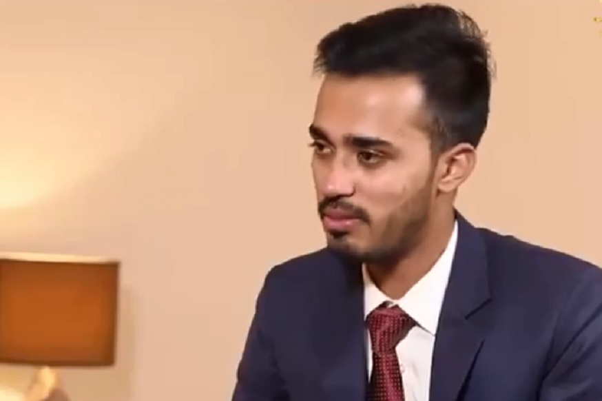 You are currently viewing 22 साल के मुस्लिम IPS की कहानी, जिसकी मां दूसरे के घरों में बनाती थी रोटियां । Story of country Muslim youngest IPS, which comes from very poor family