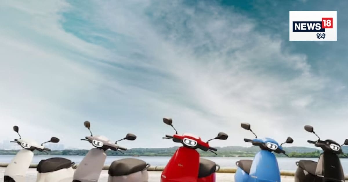 You are currently viewing ओला को लगा तगड़ा झटका, सितंबर में तेजी से गिरा मार्केट शेयर, बजाज और टीवीएस के इलेक्ट्रिक स्कूटरों का बढ़ा दबदबा