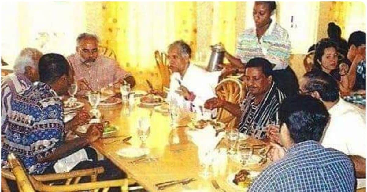 You are currently viewing भारत और जमैका के बीच क्रिकेट डिप्लोमेसी! PM मोदी को जमैका के पीएम ने भेंट की खास तस्वीर