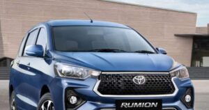 Read more about the article Toyota Rumion का लॉन्च हुआ फेस्टिव एडिशन, ₹20,000 रुपये से ज्यादा के एक्सेसरीज पाएं मुफ्त, 26 Km की मिलती है माइलेज