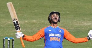 Read more about the article IND vs UAE: अभिषेक शर्मा का तूफान..रसीख की कातिलाना गेंदबाजी, पाकिस्तान के बाद UAE को रौंद सेमीफाइनल में भारत