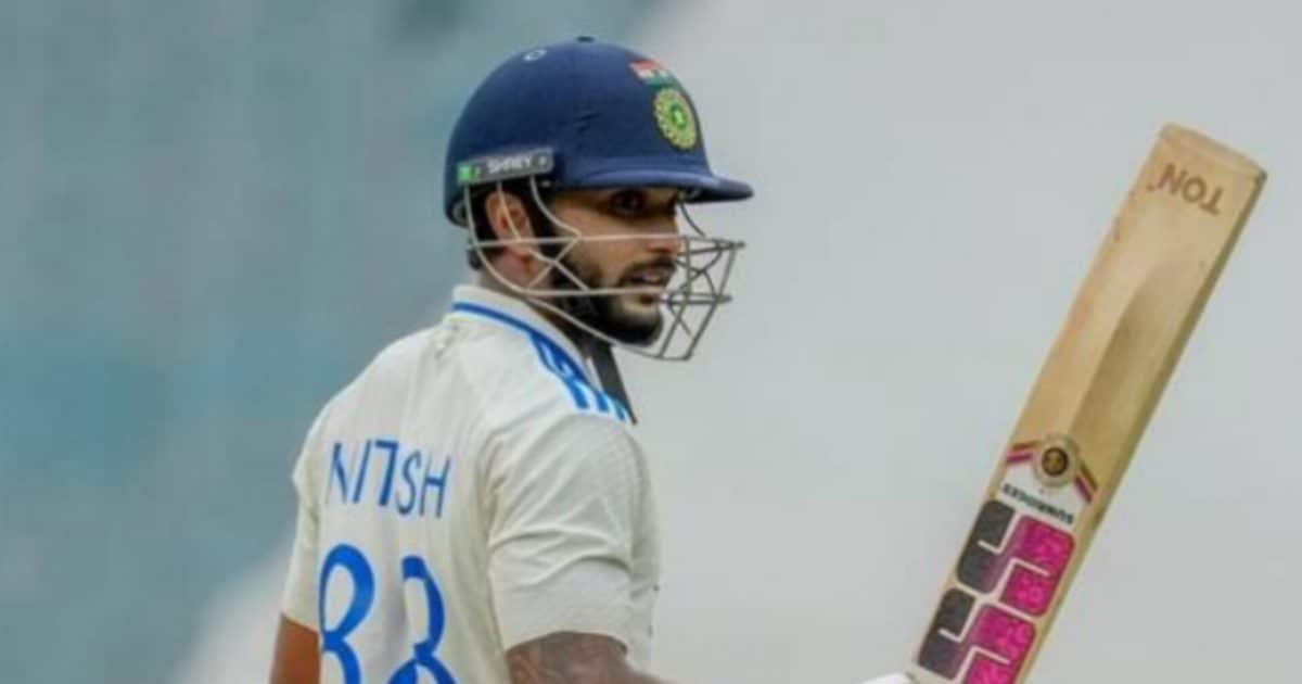 You are currently viewing सिर्फ 6 बॉल देखकर पूर्व चयनकर्ता ने नीतीश कुमार रेड्डी को चुना, उठाया पूरा खर्चा, टेस्ट सेंचुरी देख रो पड़े एमएसके प्रसाद