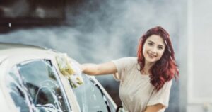 Read more about the article धरती की वो कौन-सी जगह है, जहां अंडरवियर से कार की सफाई है गैरकानूनी? जानकर होगी हैरानी!