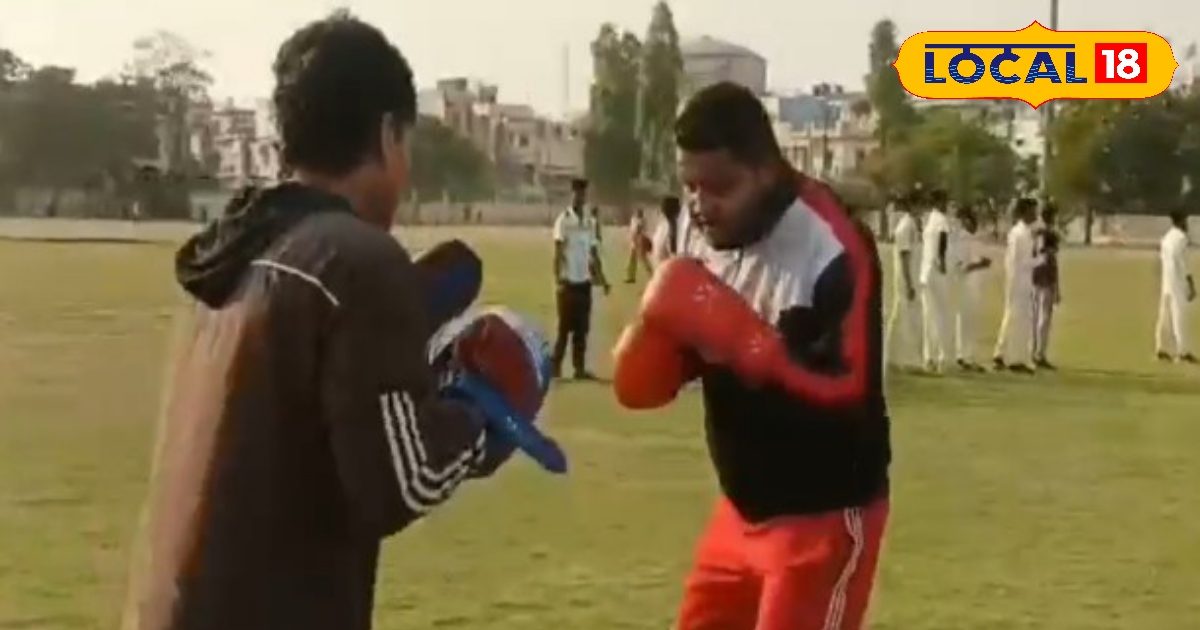 You are currently viewing नेशनल गेम्स तक पहुंचा मुरादाबाद का बॉक्सिंग हीरो, अब युवाओं को ट्रेनिंग देकर बना रहे चैंपियन!