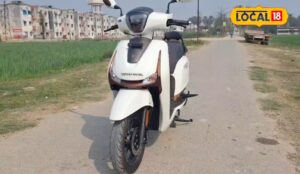 Read more about the article Hero Destini 125 Scooty: सस्ते में घर ले आएं ये धांसू स्कूटी…मॉडर्न और दमदार हैं फीचर्स, खराब सड़कों पर भी चलती है बहुत स्मूथ!