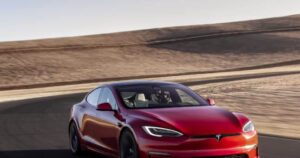 Read more about the article ऑफिस लेने के बाद अब कारों की सर्टिफिकेशन प्रक्रिया शुरू, बस भारत आने ही वाली है टेस्‍ला