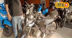 Read more about the article Hero Splendor: कम बजट में ज्यादा माइलेज और शानदार फीचर्स वाली बाइक.