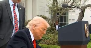 Read more about the article Trump Tariff News: डोनाल्ड ट्रंप ने फोड़ा ‘टैरिफ बम’, भारत से इम्पोर्ट पर 26% टैक्स; चीन पर 34% का चाबुक!