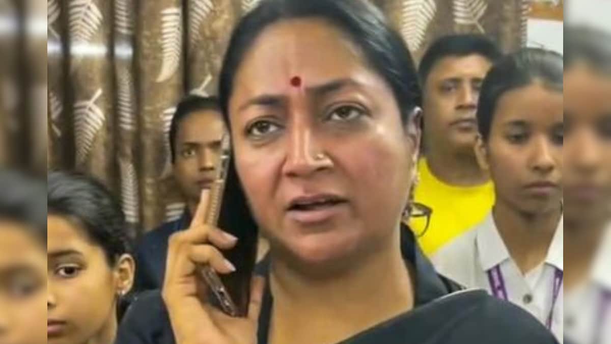 You are currently viewing स्कूलों की मनमानी पर गुस्से में CM रेखा गुप्ता – News18 हिंदी