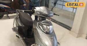 Read more about the article गजब माइलेज…फीचर्स भी सबसे दमदार, इस EV स्कूटी ने बाजार में मचा दी धूम, एक बाइक के दाम में खरीद लाएंगे दो