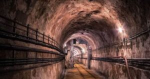 Read more about the article अमेरिका में अरबपतियों के लिए बनाए जा रहे गुप्त बंकरों का दावा