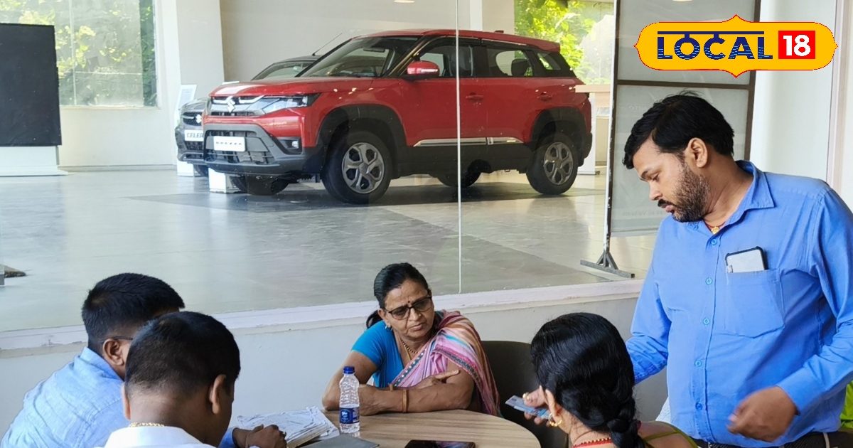 You are currently viewing Maruti Suzuki car offer: मारुति सुजुकी की Arena, Ertiga और Brezza पर मिल रही भारी छूट! जल्दी करें, 22 सितंबर के बाद बढ़ जाएगी कीमत