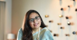 Read more about the article edelweiss mutual fund md and ceo radhika gupta calls students back to india amid h 1b fee hike-‘आओ, अब लौट चलें’, निराश मत हों, भारत में हैं ढेरों मौके, H-1B वीजा पर राधिका गुप्ता का NRI छात्रों को मैसेज