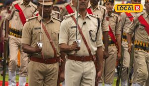 Read more about the article UP Constable Exam 2025 : 30 दिनों में कैसे करें यूपी पुलिस कांस्टेबल की तैयारी? BSF जवान ने दिया धांसू आइडिया – Uttar Pradesh News
