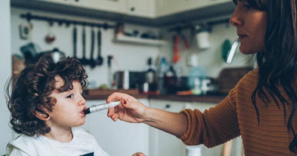 You are currently viewing बीमार बच्चे के साथ पेरेंट्स ने की ये गलती, तो लुट सकता है संसार! RML के डॉक्टर ने दी सख्‍त चेतावनी rml doctor warns parents for doing mistakes with children while sickness