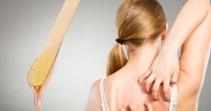 Read more about the article Waxing Bumps Treatment: वैक्सिंग के बाद स्किन पर दाने और खुजली रोकने के लिए असरदार घरेलू उपाय.