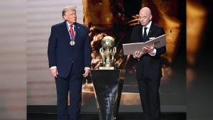 Read more about the article डोनाल्ड ट्रंप को मिल गया शांति पुरस्कार! जानिए क्या है यह अवॉर्ड, नोबेल से कितना अलग?